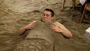 حلقة على الشاطئ